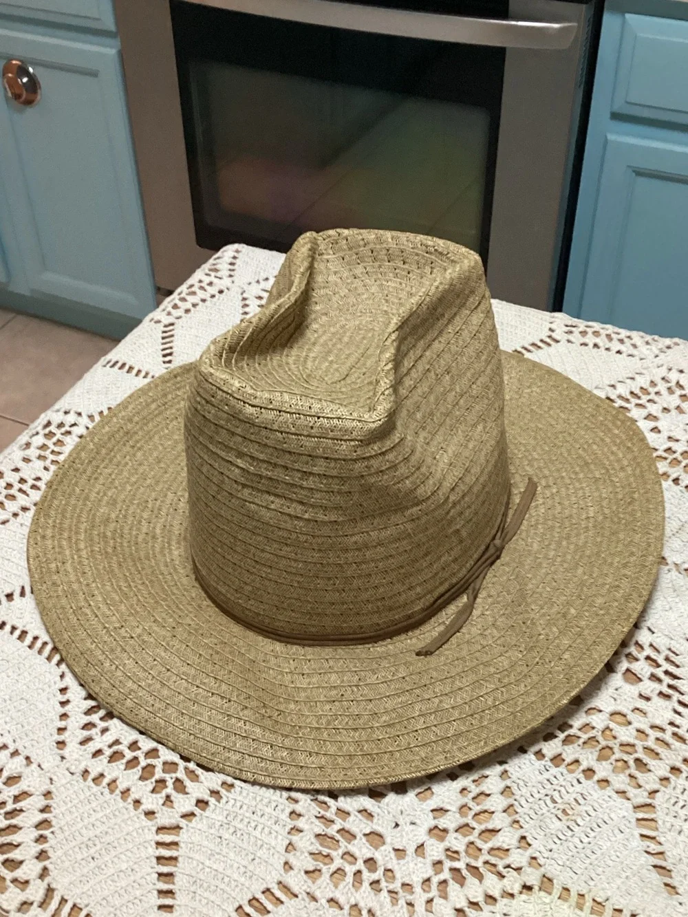 Men's Straw Rancher Hat in Tan with Leather Band
